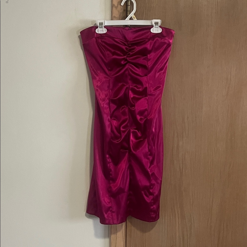 Elegant Pink Midi Dress